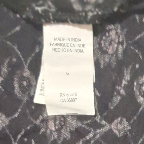 SALE EUC Lucky Brand Sz. M/M Blue/White Floral Short Sleeve Pullover Top. - Picture 7 of 9